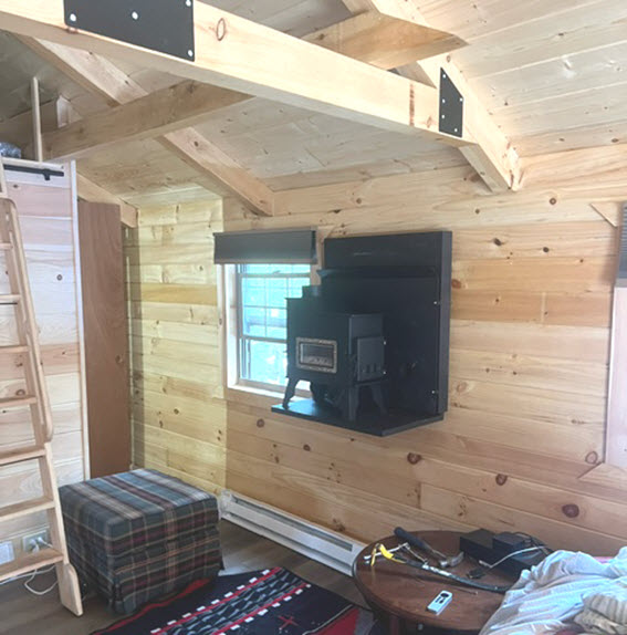 The Caboose Tiny Wood Stove Rockford Chimney1